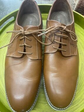 Men's Brown Leather Derby Shoes — Classic Lace-Up Comfort